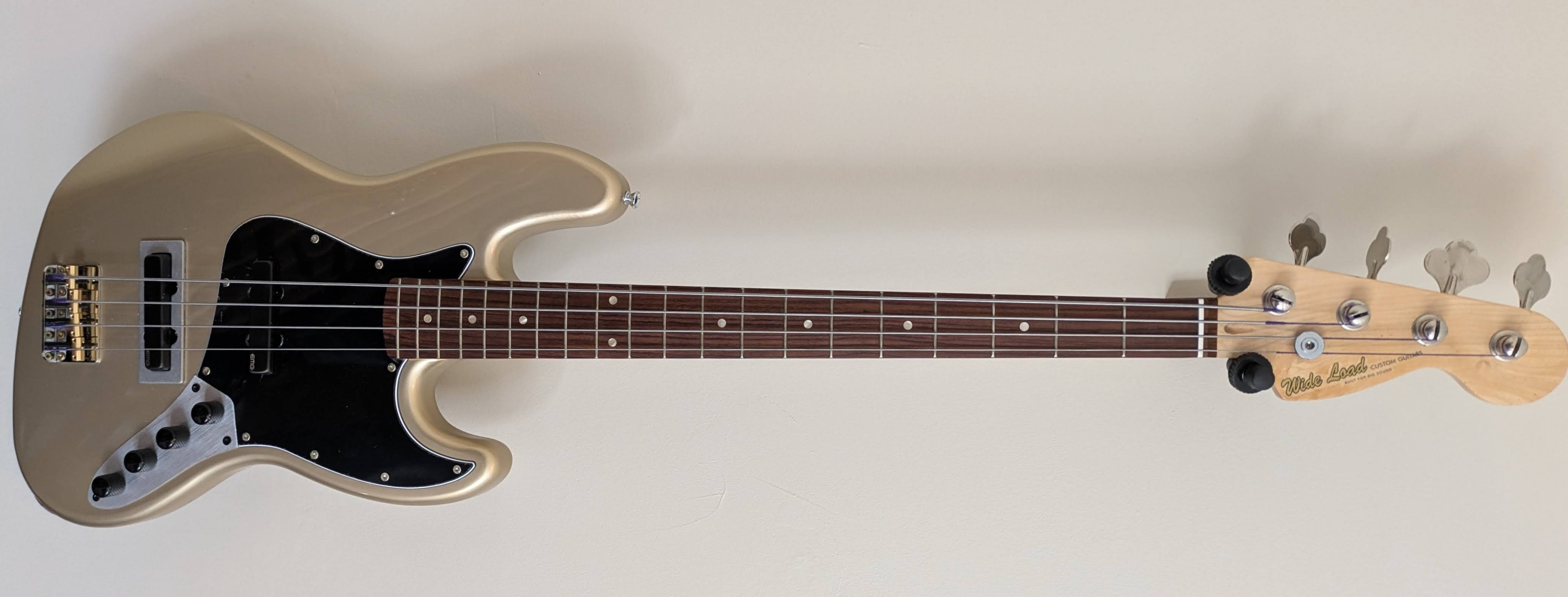 Gold Jazz Bass