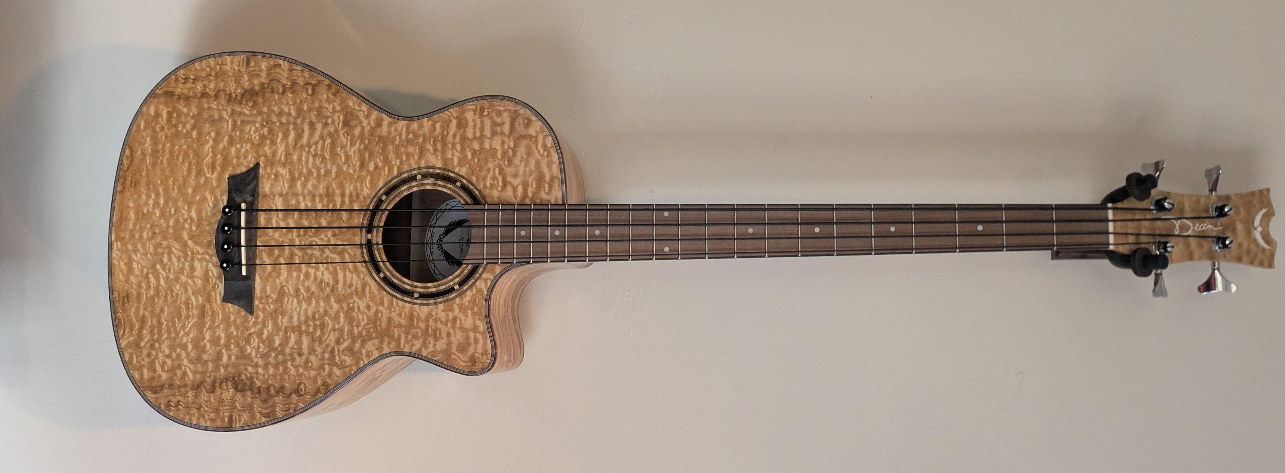 Dean Acoustic Bass